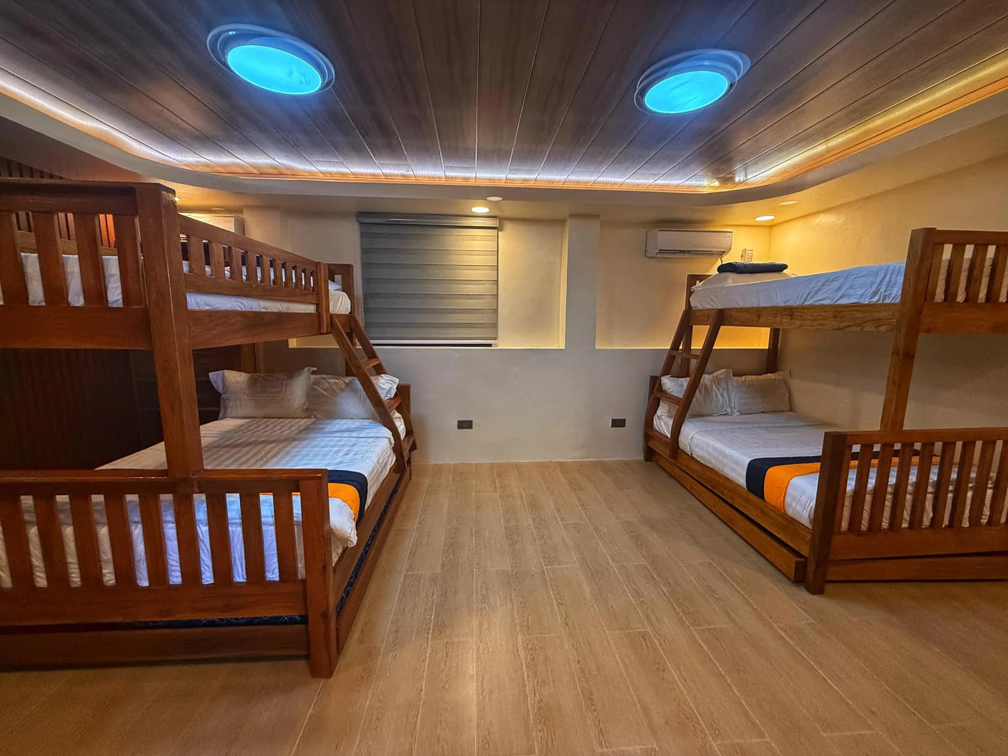 CM 225 gallery image 4